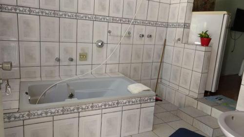 Un baño de Pousada Tutubarao