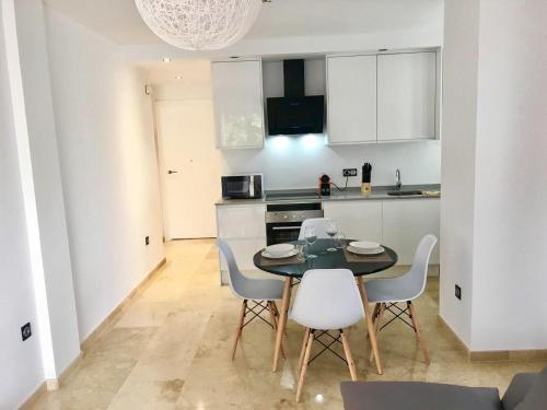 Kuchyň nebo kuchyňský kout v ubytování Albir 21 by Albir Proper Properties