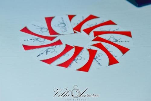 a kite with many faces in a circle at Villa Aurora in Villanova del Battista