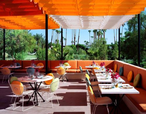 Posezení v ubytování Parker Palm Springs