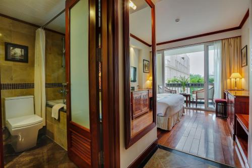 Ванная комната в Conifer Boutique Hotel