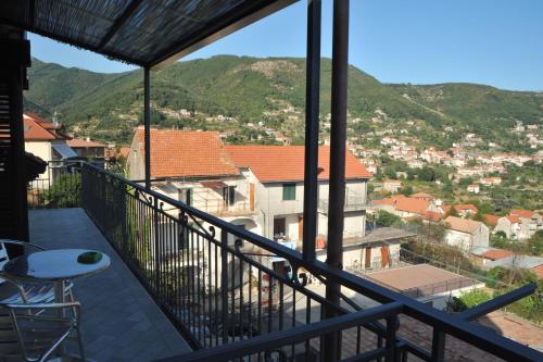 Nespecifikovaný výhled na hory nebo výhled na hory při pohledu z bed and breakfast