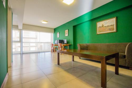 Ruang duduk di Bristol Apart Hotel