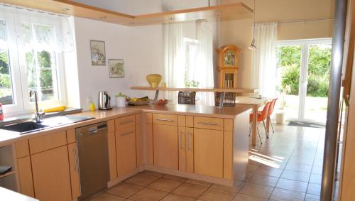 A kitchen or kitchenette at Ferienhaus Eifel