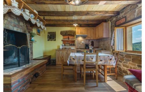 Kuchyň nebo kuchyňský kout v ubytování Apartment Anna