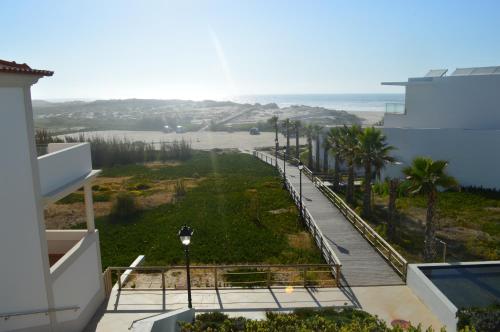 Gallery image of Ocean View at Praia D'El Rey in Amoreira