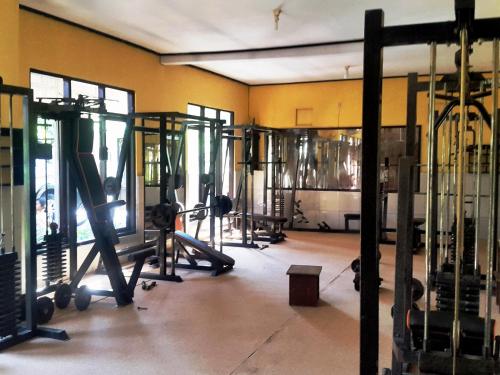 Fitness centrum a/nebo fitness zařízení v ubytování Doubleyou Homestay Pemuteran