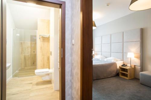 Ванна кімната в Hotel nad Rabą - Bochnia