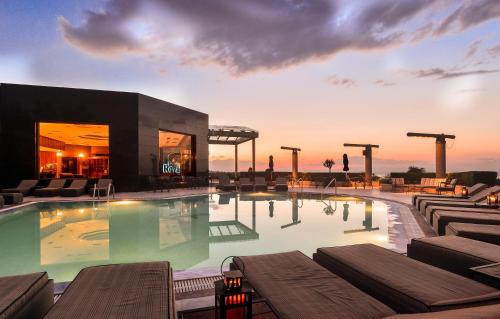Πισίνα στο ή κοντά στο Royal Hotel Thessaloniki 