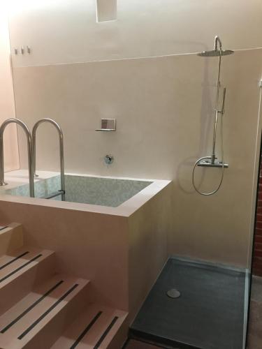 Koupelna v ubytování Alla Corte dei Bertoli SPA