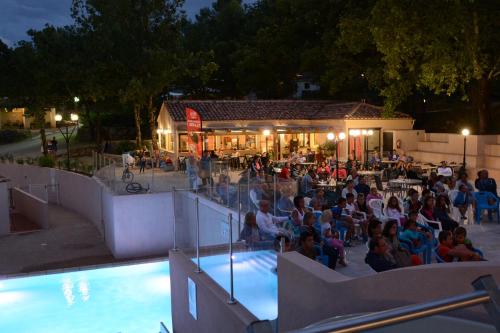 Photo de la galerie de l'établissement Camping Lou Cantaire, à Fayence