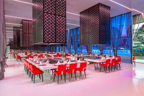 Restoran atau tempat lain untuk makan di Adam & Eve - Adult Only