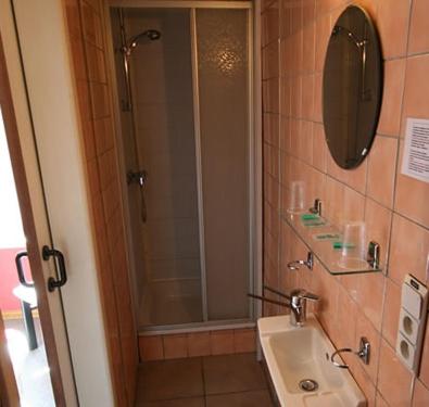 Koupelna v ubytování Hotel Anvers