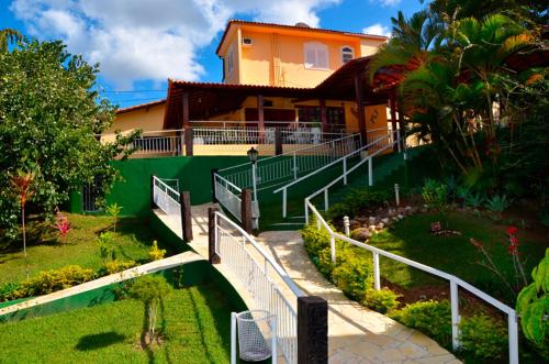 Сад в Hotel Santa Amalia