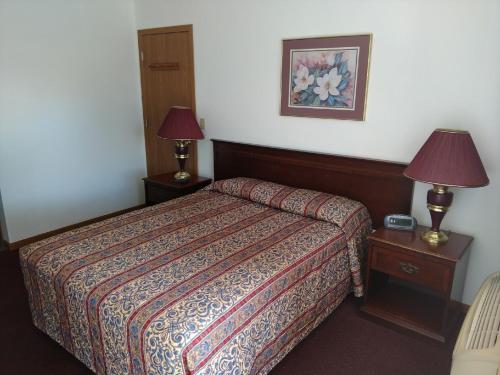 Gallery image of All Seasons Motel in Rock Falls