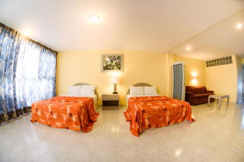 Foto da galeria de Hotel & Spa Villa Vergel em Ixtapan de la Sal