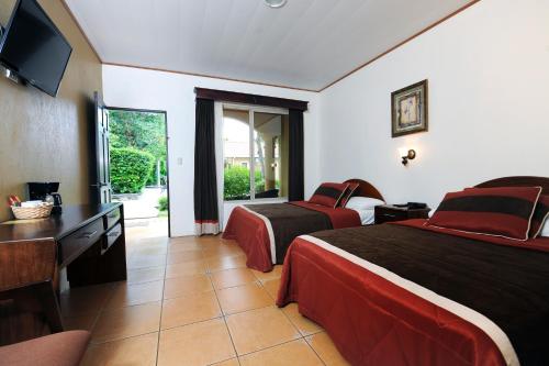 Gallery image of Hotel Robledal in Alajuela