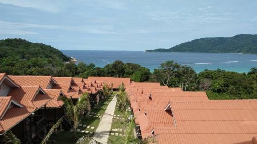 Φωτογραφία από το άλμπουμ του Perhentian Island Cocohut Long Beach Resort στο Perhentian Island