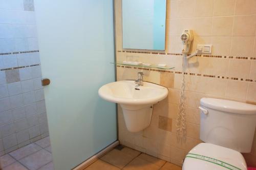 Un baño de Kenting Youth Activity Center