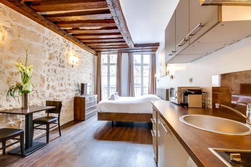 Upper Class Suites - Rue Saint Honoré