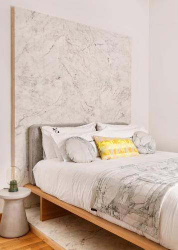 Halcyon Days designer apartments by Ana Locking photo 20