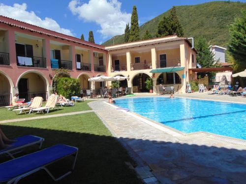 Gallery image of Annaliza Apartments in Ýpsos