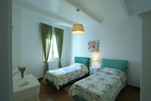 Valois vera vista mare photo 2