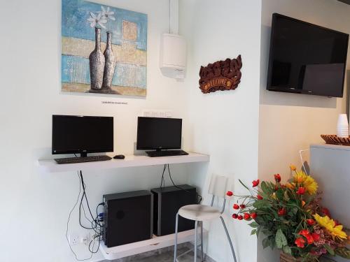 TV a/nebo společenská místnost v ubytování De UPTOWN Hotel @ SS2