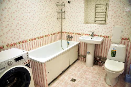 Uma casa de banho em Apartment on Zhukovskogo