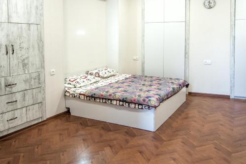Postelja oz. postelje v sobi nastanitve White Apartment Old Tbilisi