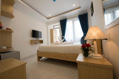 Gallery image of Ha Noi Holiday Center Hotel in Hanoi