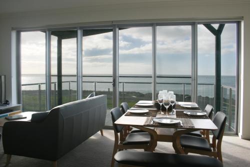 Gallery image of Penneshaw Oceanview Apartments in Penneshaw