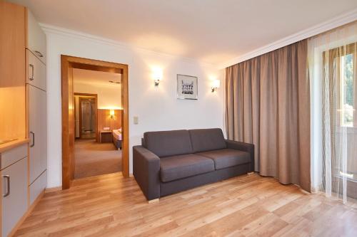 Ruang duduk di Apartments Neue Post