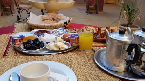 Jídlo v riadu nebo okolí