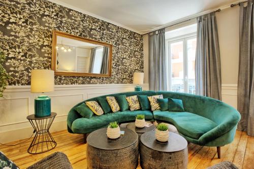 Angel's Chic Duplex