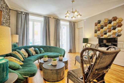 Angel's Chic Duplex