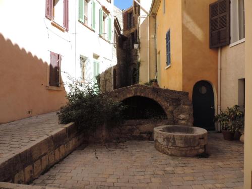 Gambar di galeri bagi Le logis de la Fontaine di Ceyreste