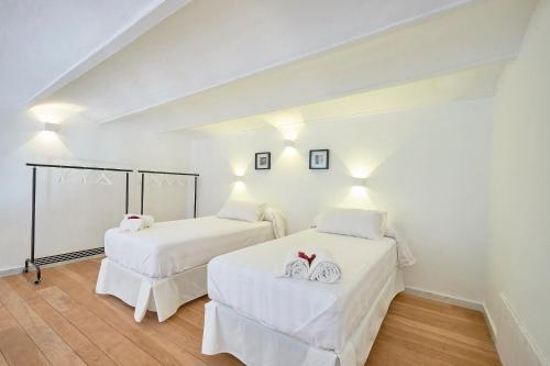 Ένα ή περισσότερα κρεβάτια σε δωμάτιο στο Bekkeh