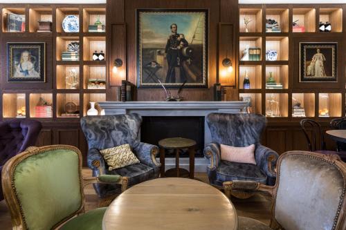 The Hendrick's Hotel Image
