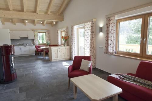 Una cocina o cocineta en Alpenresidenz Ötztal