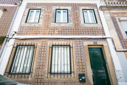 BmyGuest - Ambassador Boutique Apartment II