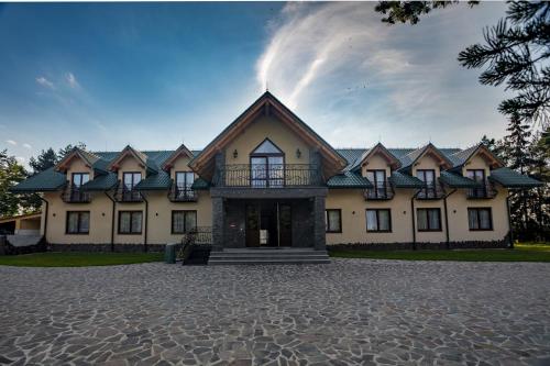 Hotel *** Rancho Lot