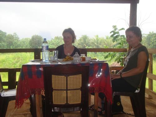 Băuturi la Sigiri Sarilco Rock View Treehouse