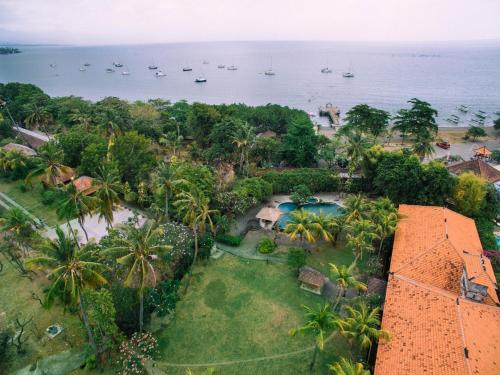 Uma vista aérea de Nirwana Sea Side Cottages