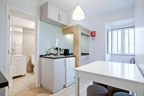 BmyGuest - Ambassador Boutique Apartment I