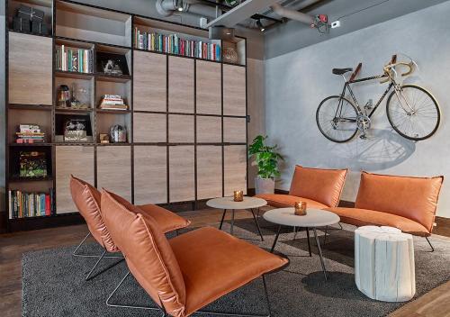 Downtown Camper by Scandic Image