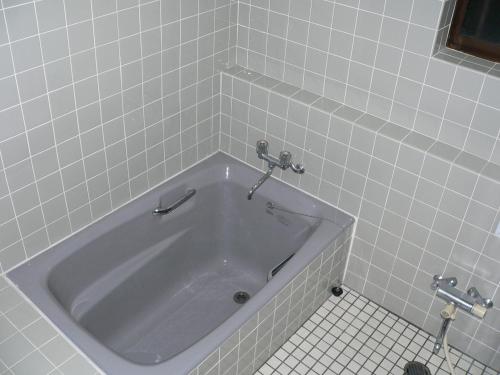 Et badeværelse på Onomichi Saka no Kaze