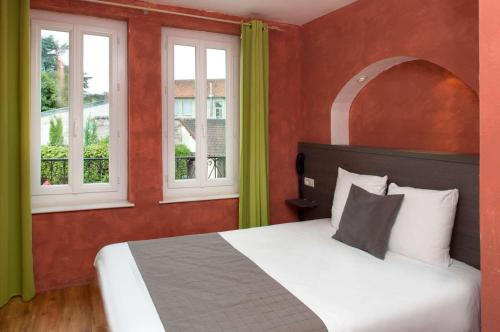 Gallery image of Logis Hotel Galland in Lapalisse