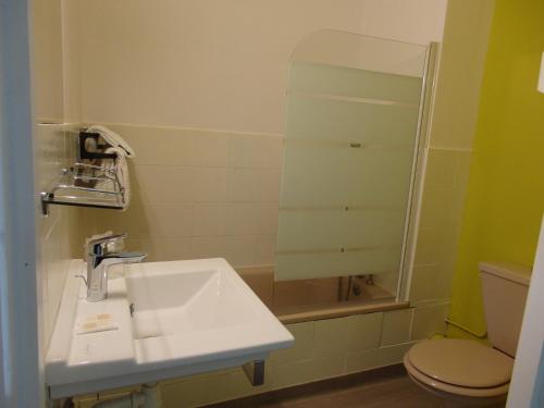 Gambar di galeri bagi Hotel Castel di Neuves-Maisons