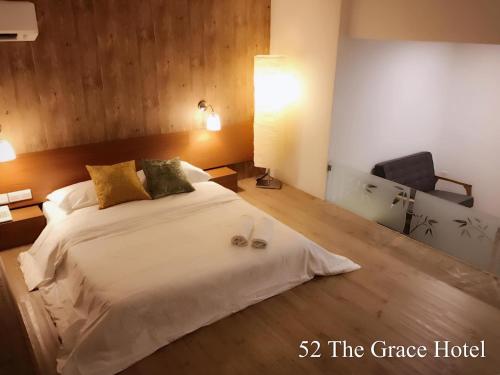 Katil atau katil-katil dalam bilik di 52 The Grace hotel